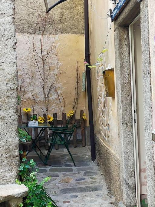 فيلا Gioco Dell'Oca Ponna Superiore المظهر الخارجي الصورة